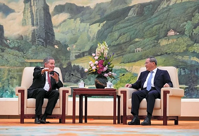 US senators urge stability, cooperation between US, China