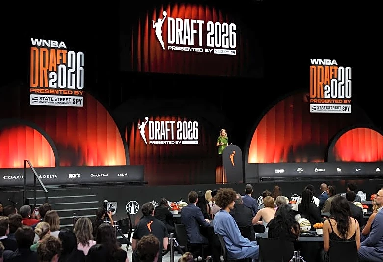 Basketball-WNBA contenders take centre stage as expanding league enters new era