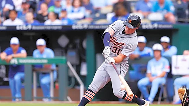 Tigers' Kerry Carpenter (shoulder) on IL after crash in outfield
