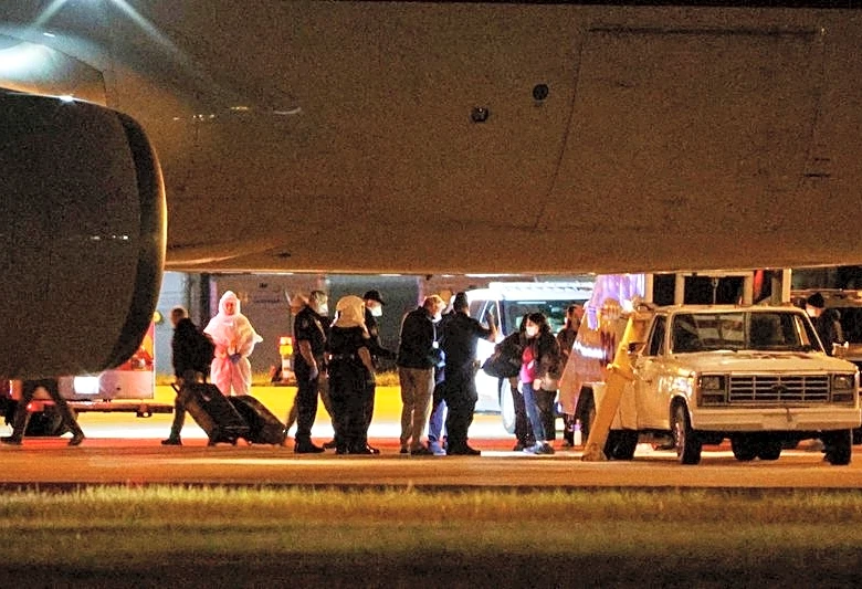 US says 18 passengers flown back after hantavirus outbreak on ship