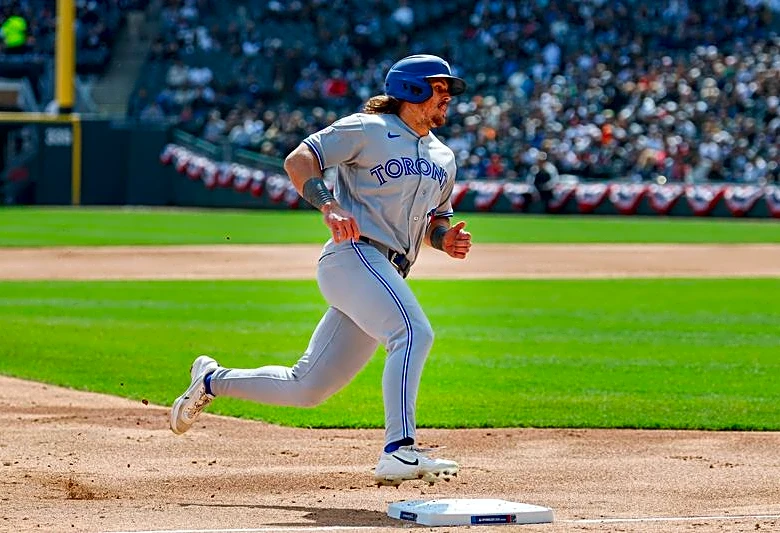 Blue Jays send OF Addison Barger (elbow) back to 10-day IL