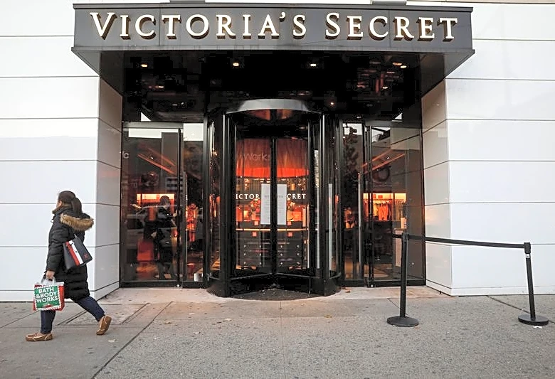 Victoria's Secret says why Blundy was denied seat, director leaving board