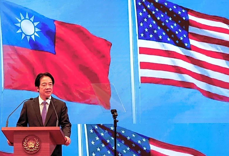 Taiwan president thanks US for help in strengthening defences