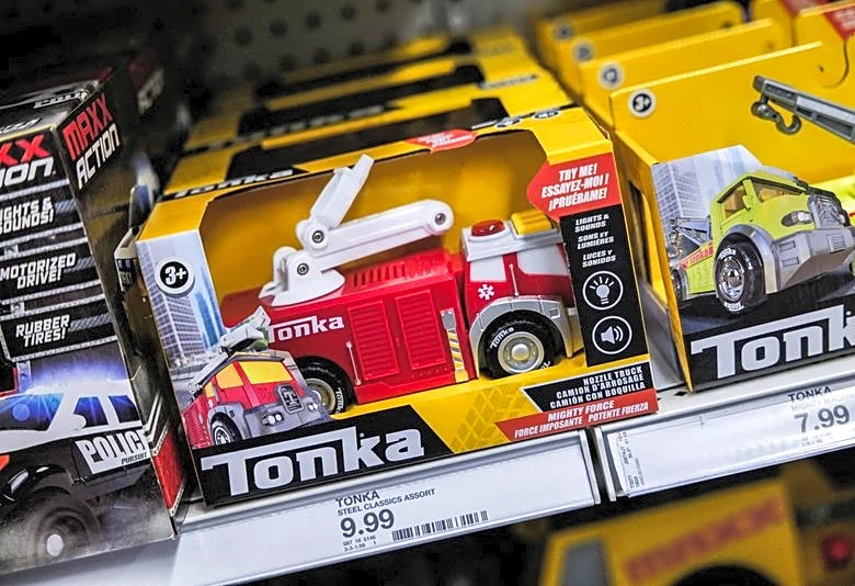 US tariff refunds start rolling out as Oshkosh, Basic Fun report receiving payments