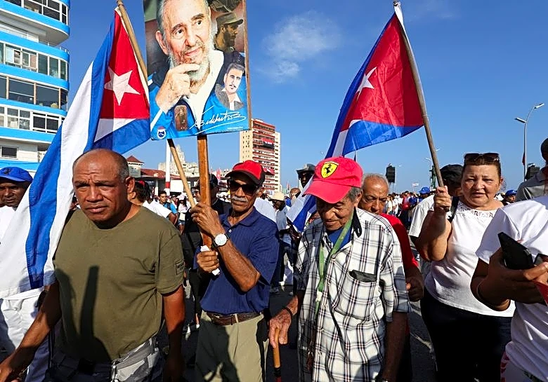 Trump promises US-Cuba talks but gives no details