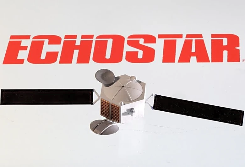 FCC approves $40 billion sale of EchoStar spectrum to SpaceX, AT&T