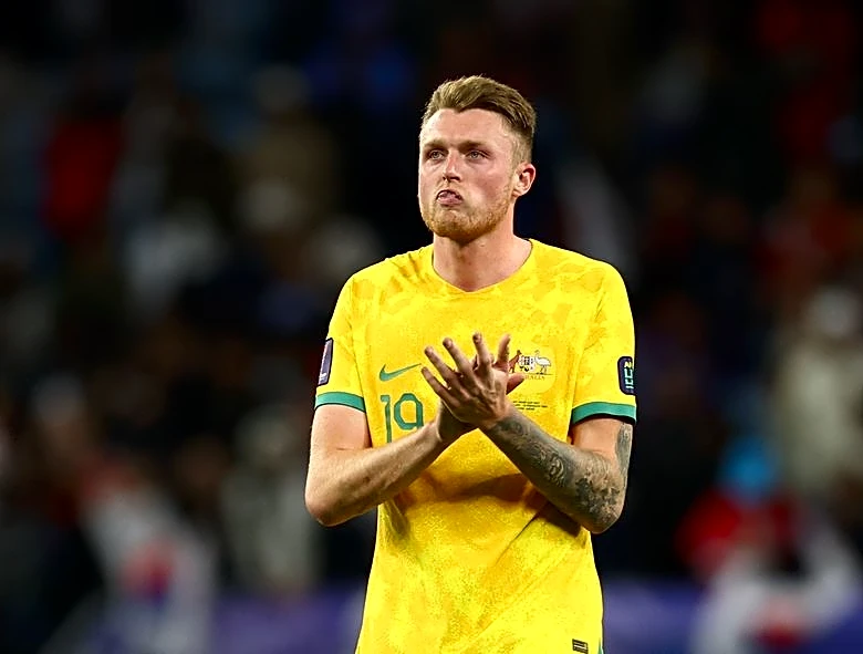 Soccer-Souttar battling to reclaim Australia role at World Cup