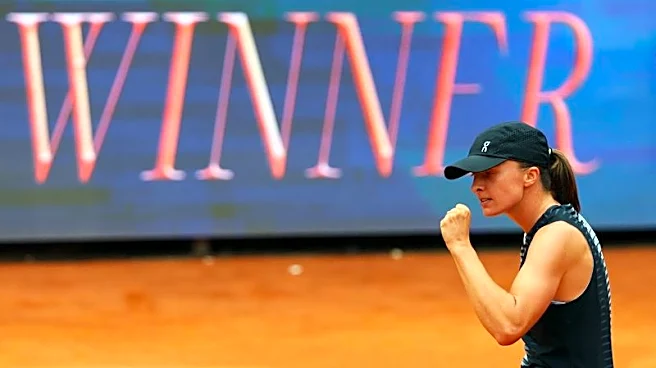 Tennis-Sublime Swiatek sweeps past Pegula into Italian Open semis