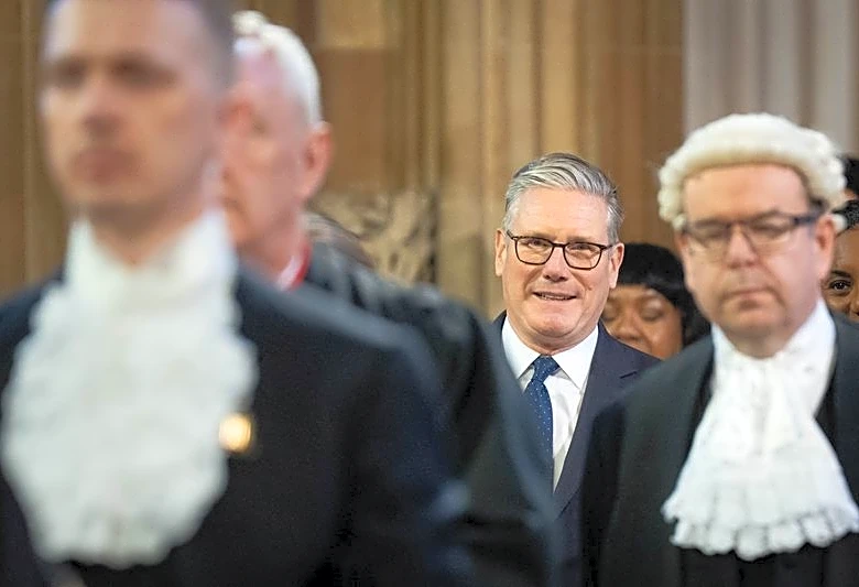 PM Starmer's leadership woes overshadow parliament's grand reopening