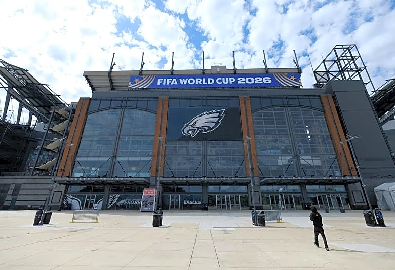 US drops bond requirement for World Cup ticket holders