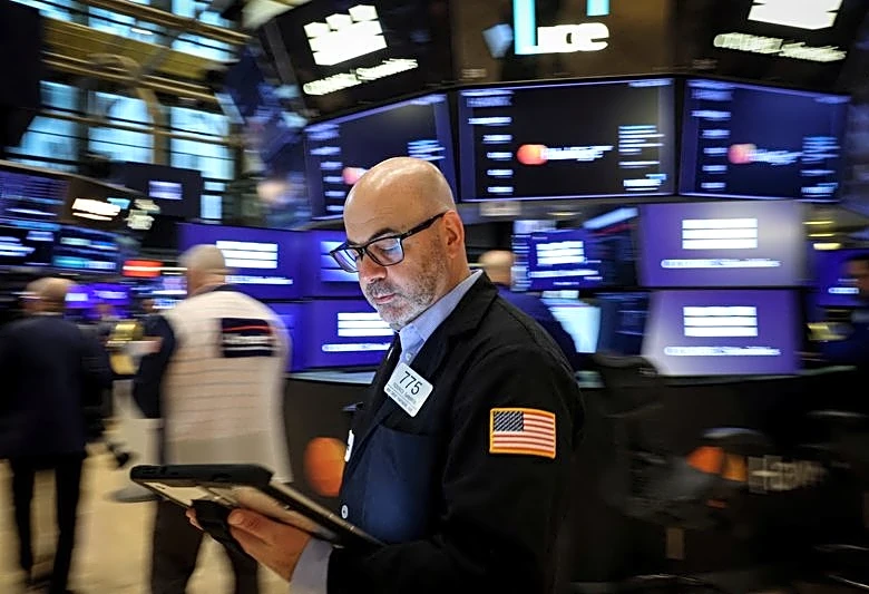 Trading Day: Inflation? Stocks don't care