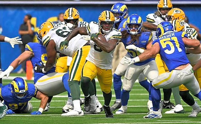 Netflix lands Rams-Packers, first NFL game on Thanksgiving Eve