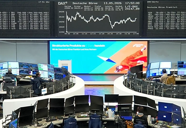 European shares end at one-week highs on tech boost