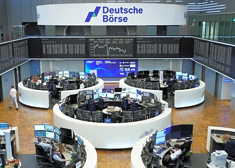 European shares slip as inflation worries keep investors on edge