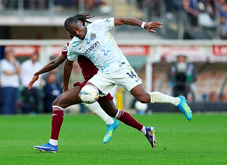 Soccer-Ivory Coast name Bonny, Wahi in World Cup squad after nationality switch