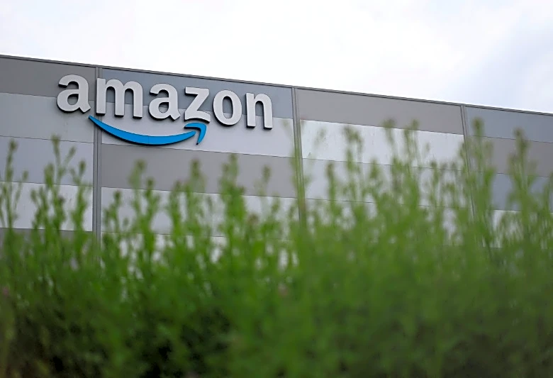 Consumers sue Amazon for not refunding Trump tariff costs