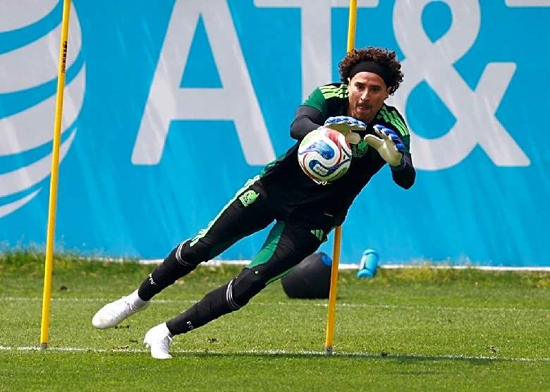 Soccer-Ochoa relishing final Mexico chapter as sixth World Cup beckons