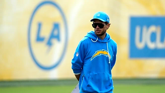 Chargers OC Mike McDaniel in NFL accelerator program