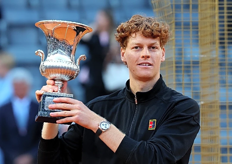 Tennis-Sinner wins Italian Open to complete Masters collection