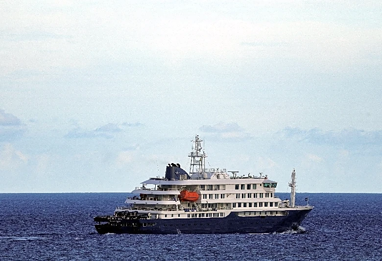 Hantavirus-hit cruise ship due to arrive at Rotterdam port as final destination