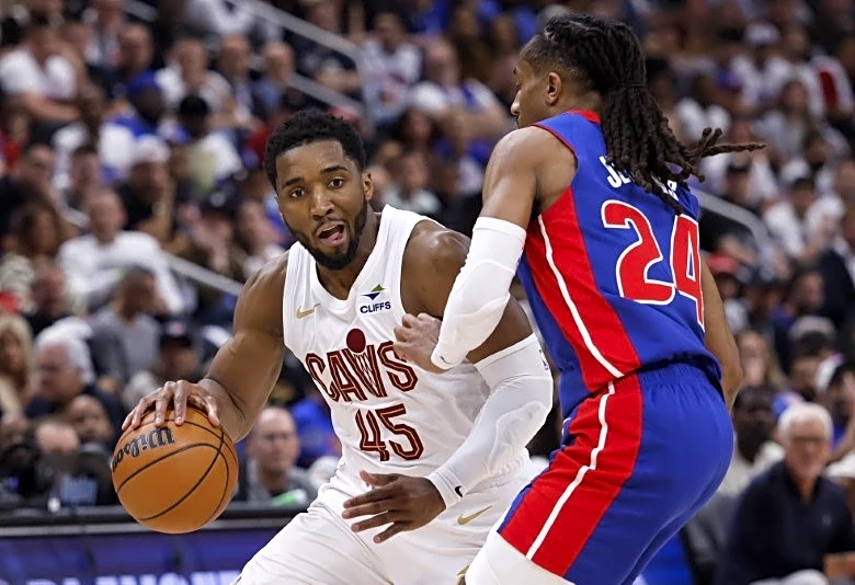 Cavaliers crush Pistons, advance to Eastern finals vs. Knicks