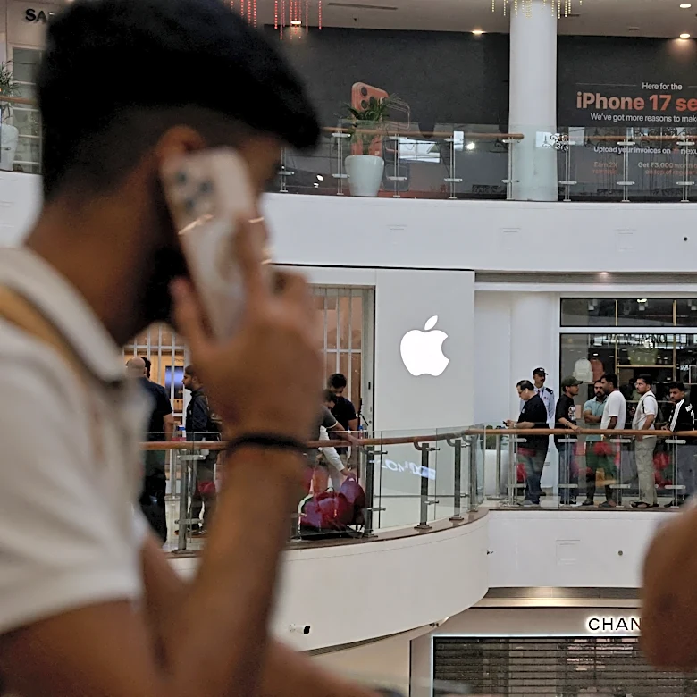 Indian court tells Apple to 'cooperate' in antitrust case