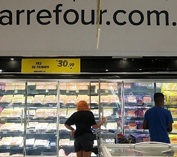 Brazil lifts inflation outlook on oil shock, sees shallower rate-cut cycle