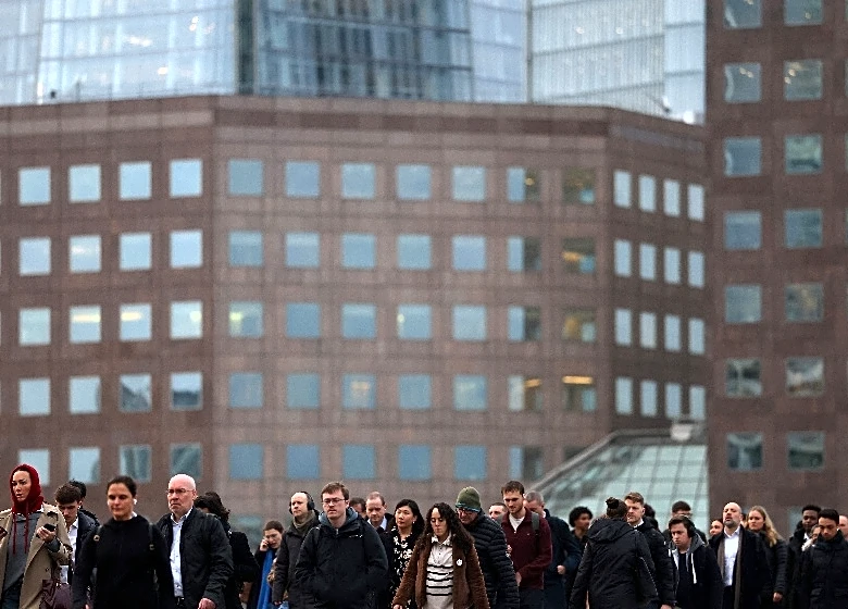UK employers cut hiring and post fewer jobs in April