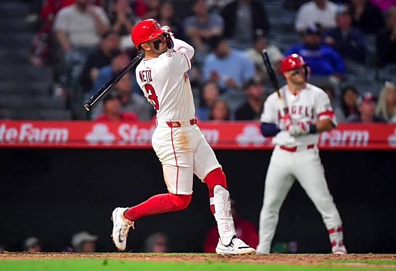 MLB roundup: Angels end J.T. Ginn's no-hit bid in 9th, get walk-off HR