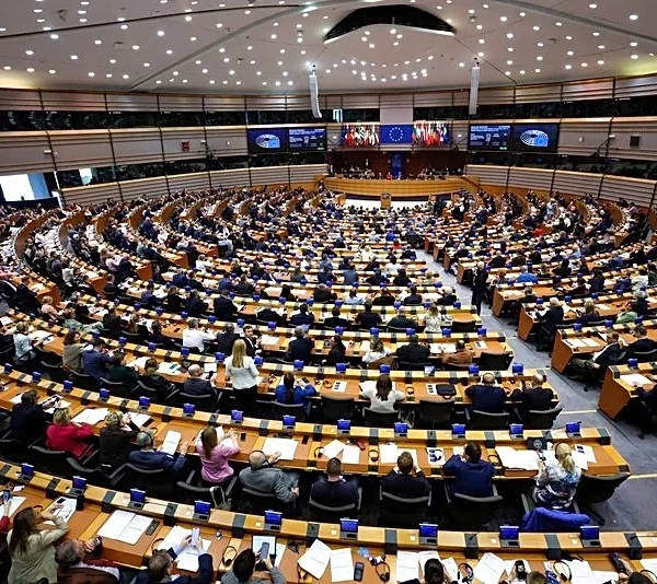 EU prepares to cut US import duties to avoid Trump tariff hike