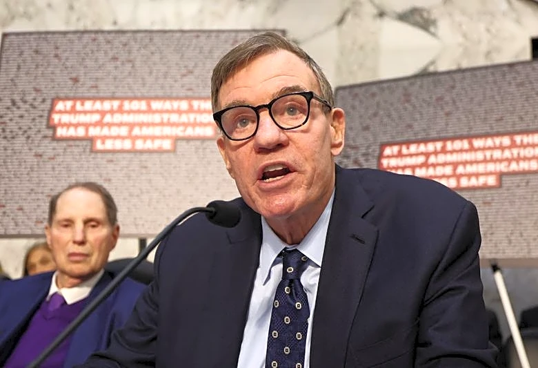 US Senator Warner, Democrat and ex-telecom exec, questions Trump Mobile's claims