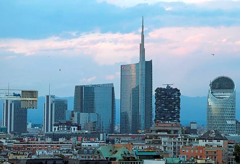 Italy could take economic growth lessons from Spain, stats bureau says