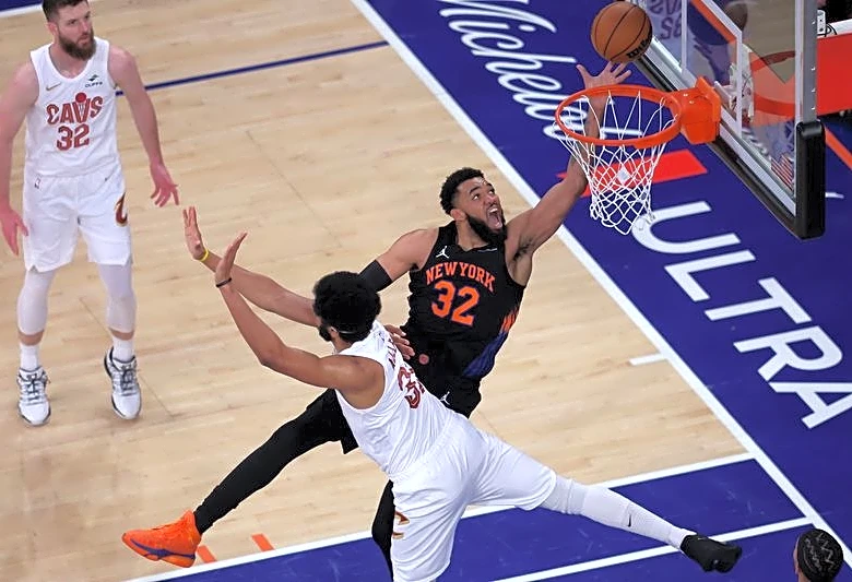 Knicks ride third-period explosion to 2-0 lead over Cavaliers