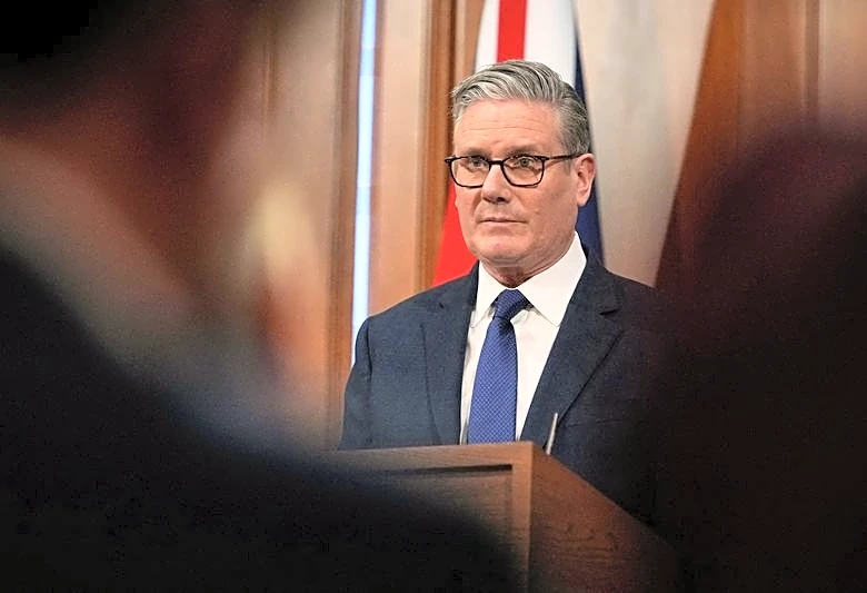 Analysis-High hopes dashed: UK cost-of-living woes snare Starmer