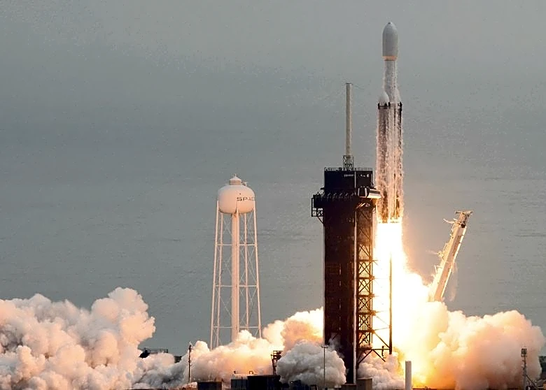 Analysis-Space ETFs booming in anticipation of SpaceX IPO