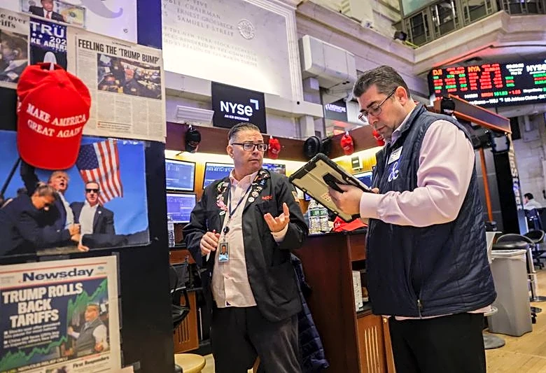 U.S. equity funds record outflows on caution over higher yields