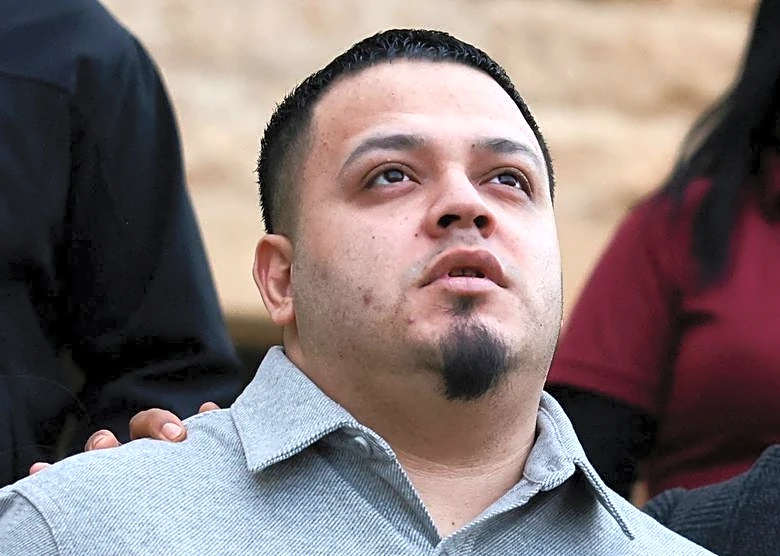 US judge dismisses indictment against Salvadoran migrant Kilmar Abrego