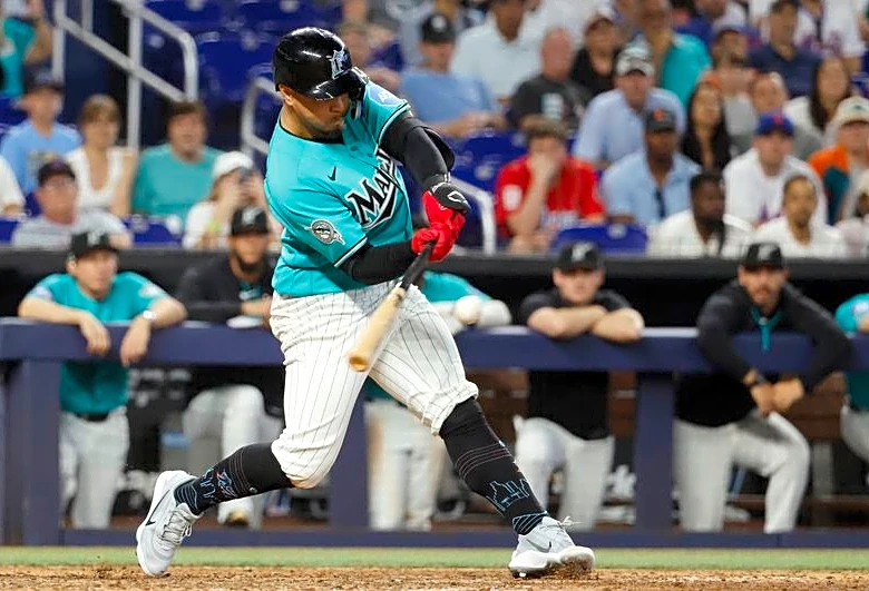 MLB roundup: Marlins sweep Mets with walk-off grand slam