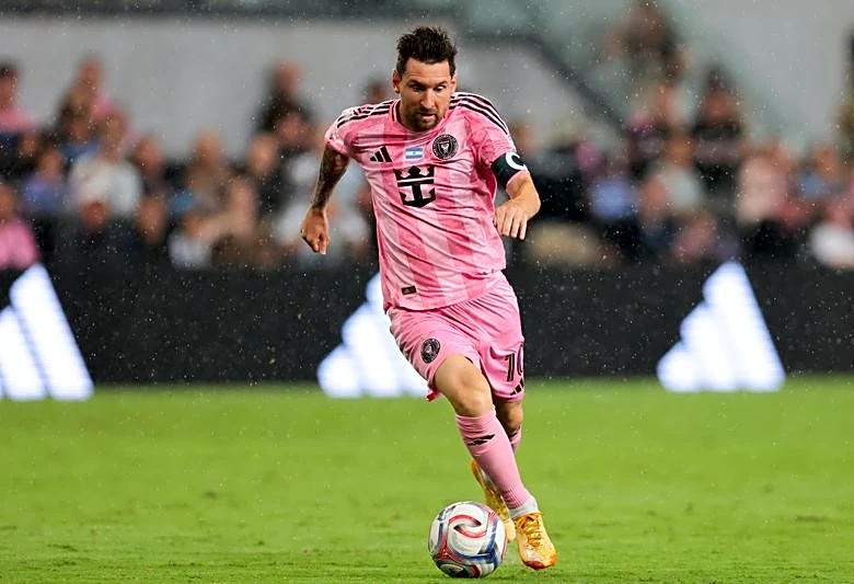 Apparent leg injury sidelines Inter Miami star Lionel Messi