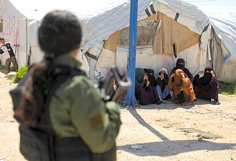 Second group of Australian women linked to Islamic State to return home