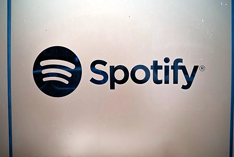 Spotify launches 'narrated articles' from publications like The Atlantic, Vogue