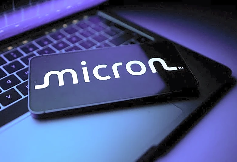 Micron closes in on $1 trillion market value as UBS triples share price target