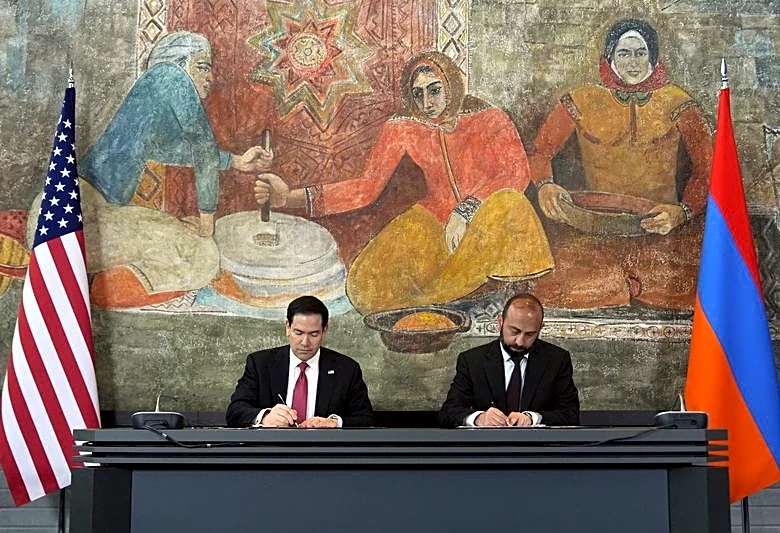 US and Armenia sign partnership agreement ahead of Armenian election