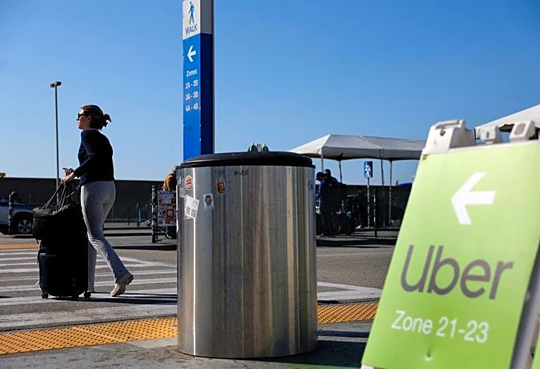 Uber, Lyft drivers in Massachusetts form first US ride-share union
