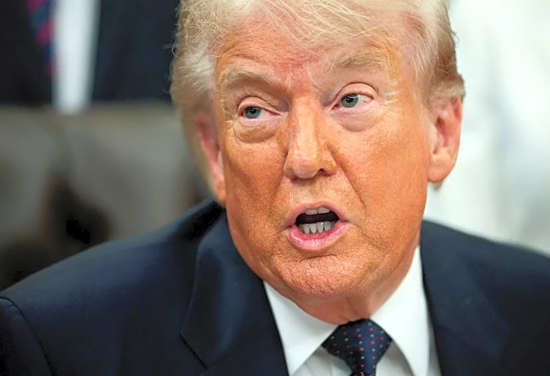 Trump raises refugee ceiling by 10,000 to bring in more white South Africans