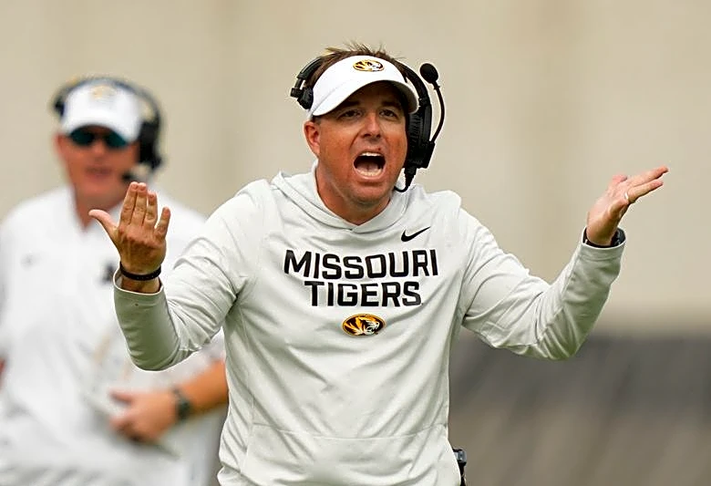 Mizzou coach delivers fiery rebuttal to punt rule protest, updates RB Ahmad Hardy's status