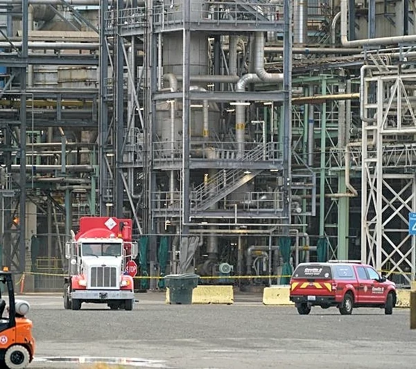 Chemical tank rupture in Washington state causes multiple deaths and injuries