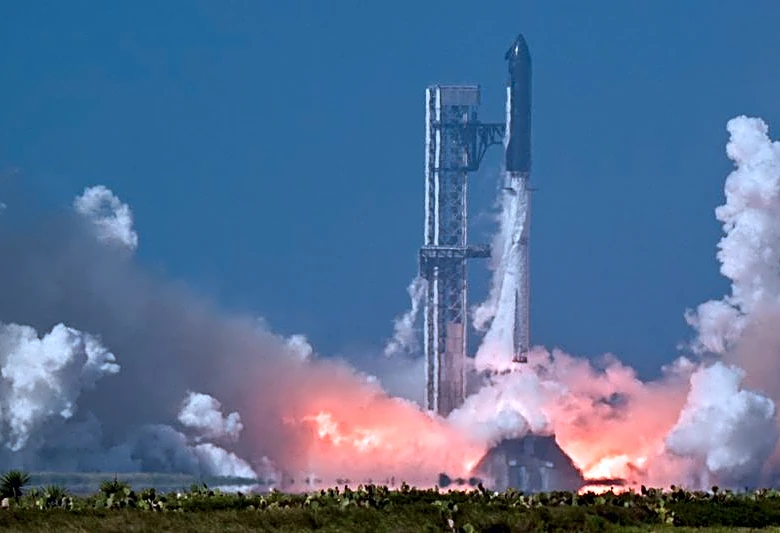 Analysis-SpaceX's Starship test strengthens IPO case, though hurdles remain