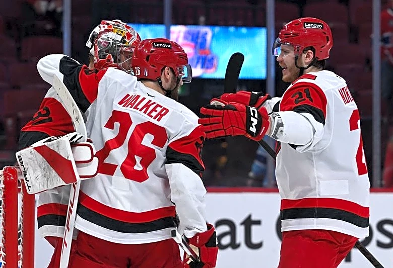 First-period spree brings Hurricanes to verge of Stanley Cup Final