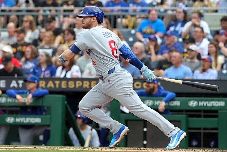 MLB roundup: Ian Happ-led Cubs blast Pirates to halt 10-game skid